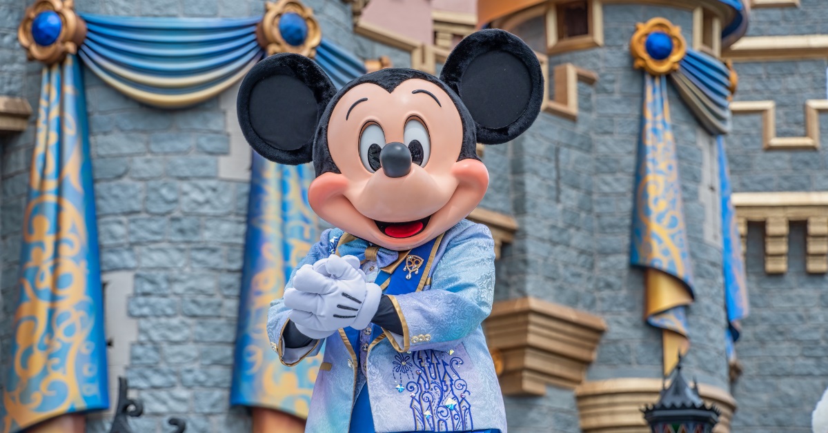 <p> You’re not likely to score a dinner with Cinderella on your typical Carnival cruise ship (unless a fellow passenger is very into cosplaying) — but you can on a Disney cruise. </p> <p> Many families shell out big bucks to get character meals at Disney parks, but on one of the cruises, you can sign up for these meals as part of your package. </p> <p>  <a href="https://financebuzz.com/southwest-booking-secrets-55mp?utm_source=msn&utm_medium=feed&synd_slide=10&synd_postid=16429&synd_backlink_title=9+nearly+secret+things+to+do+if+you+fly+Southwest&synd_backlink_position=7&synd_slug=southwest-booking-secrets-55mp">9 nearly secret things to do if you fly Southwest</a>  </p>