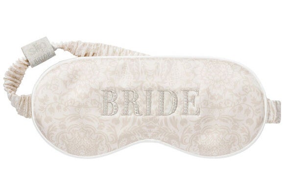 Best Bridal Shower Gifts Of 2024 That Brides To Be Will Love   BB1ix6VH.img