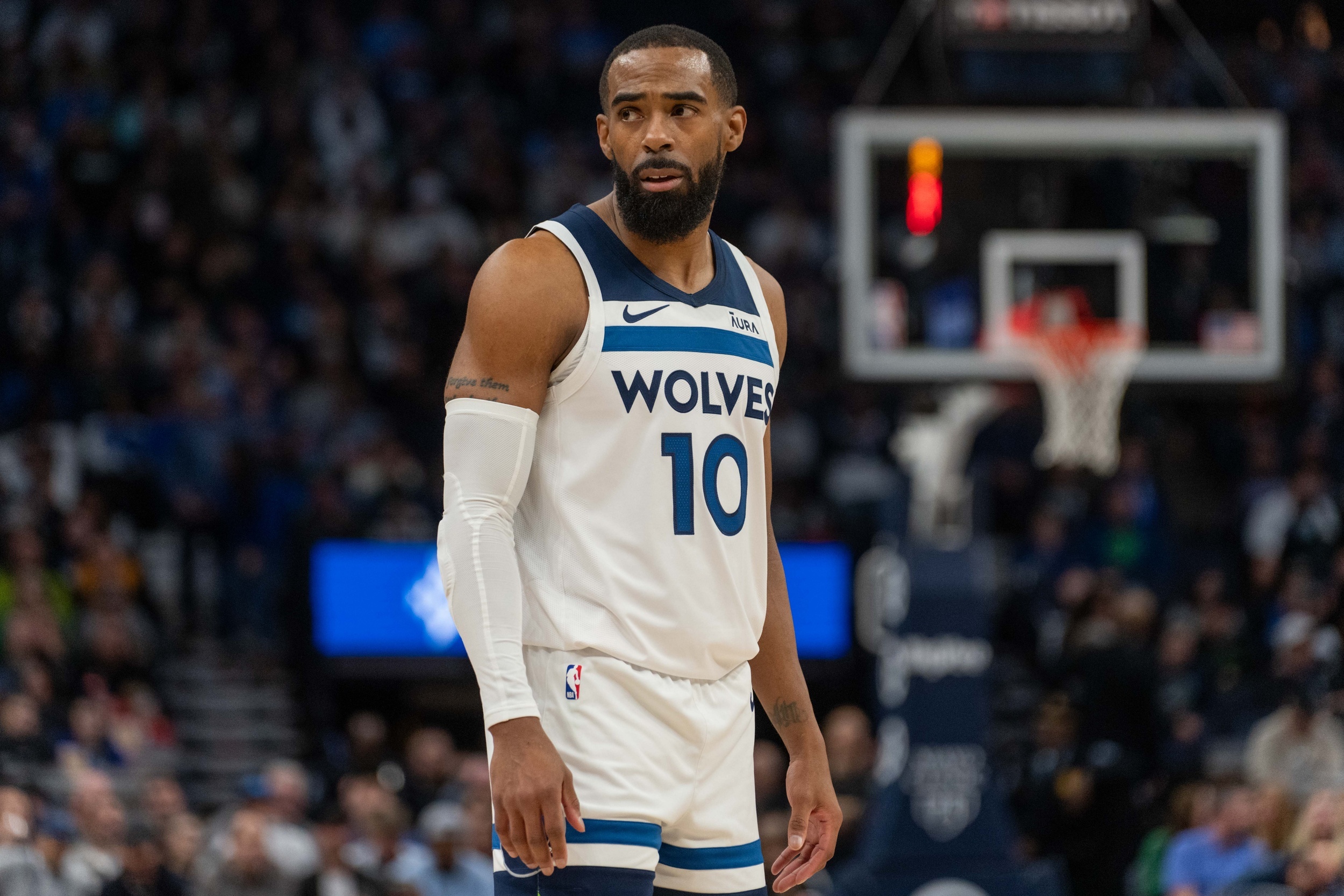 timberwolves agree to contract extension with former all-star guard
