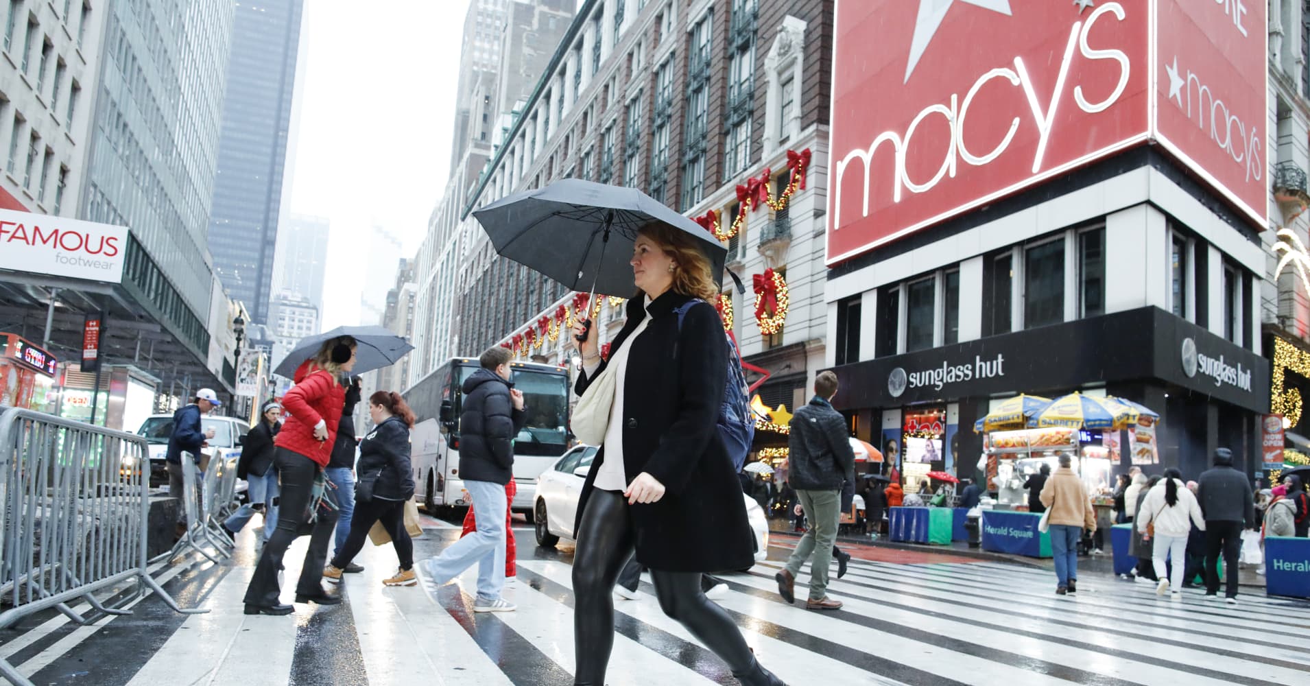 cnbc daily open: u.s. consumers upbeat on the economy