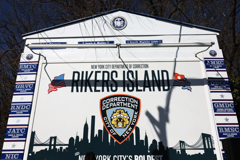 Rikers Inmate Chokes Female Correction Officer Weeks After Another Attack Left Guard With