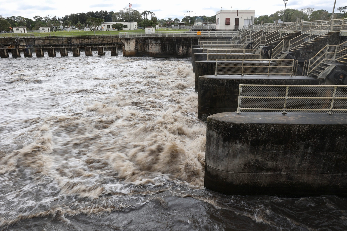 2.1 billion gallons of water per day being released from Lake Okeechobee