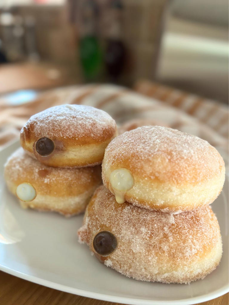 Bombolini in a white plate