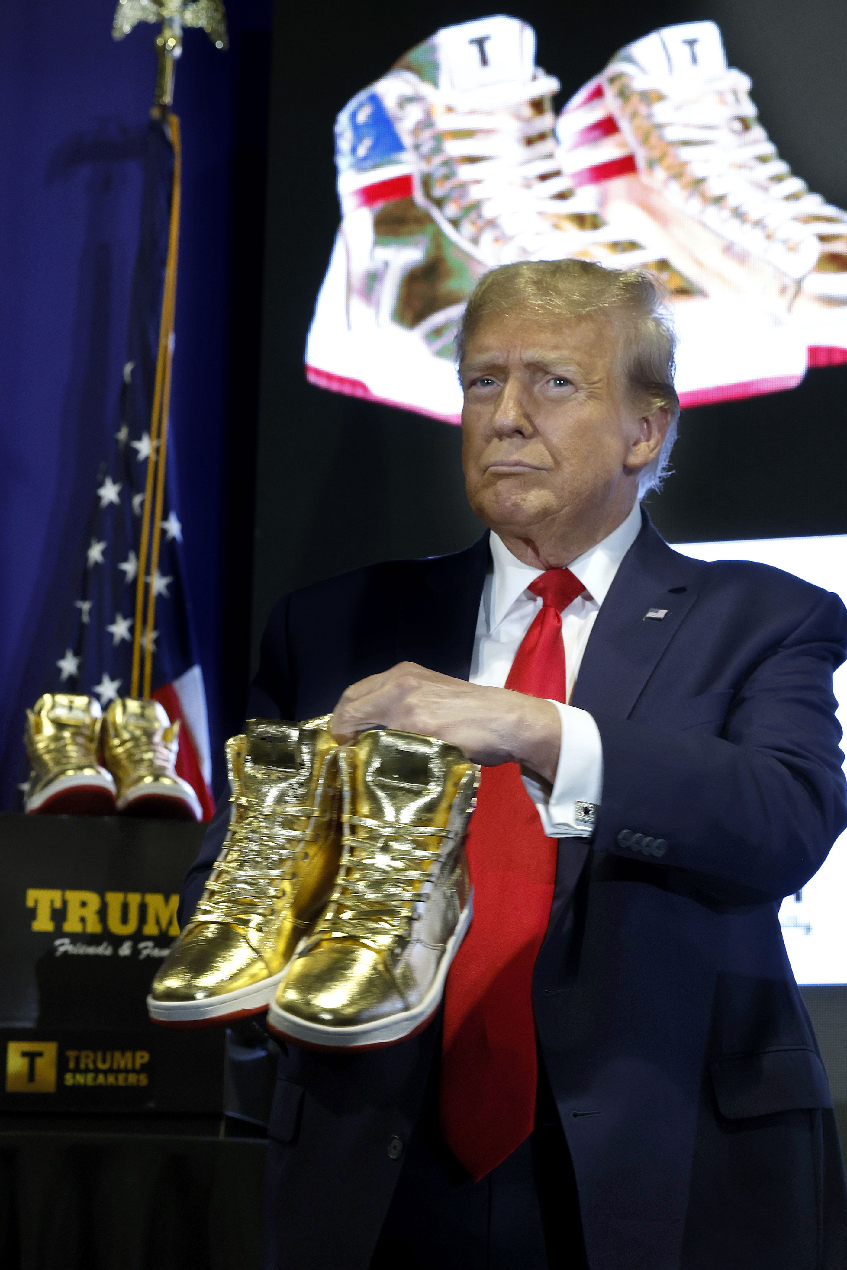 Sneaker Con 2024 Trump - Debee Ethelyn