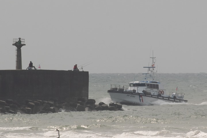 taipé acusa pequim de intercetar barco turístico perto da china continental