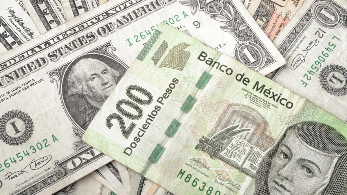 el peso mexicano toca su máximo de los últimos nueve años