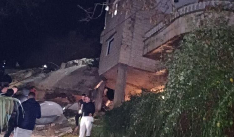four killed including baby and parents as building collapses south of beirut