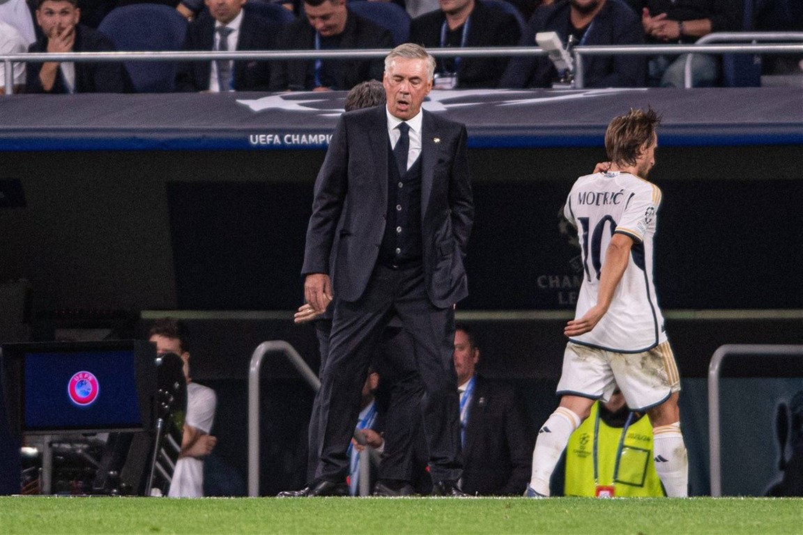 'ancelotti heeft nieuwe rol in gedachten voor twijfelende modric'