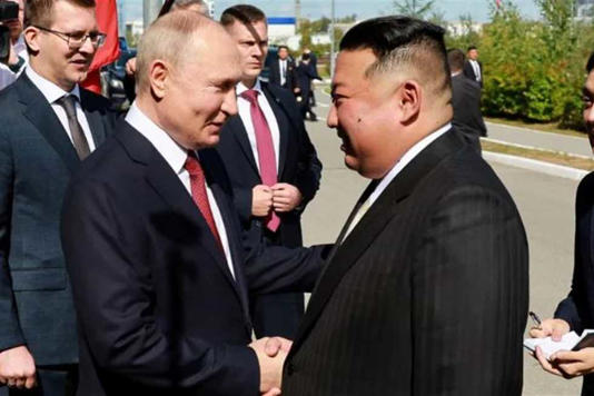 «هدية شخصية» من الرئيس الروسي لزعيم كوريا الشمالية.. ماذا أهداه؟