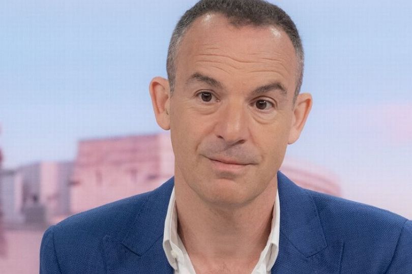 martin lewis says 'don't do it' in car insurance warning to drivers
