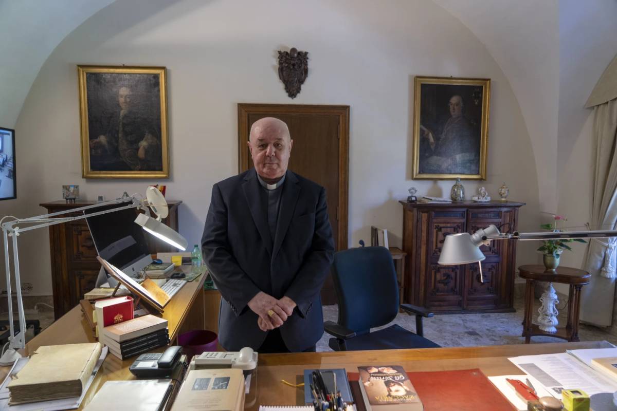 responsável do arquivo do vaticano vai reformar-se, mas (antes) desvenda alguns segredos