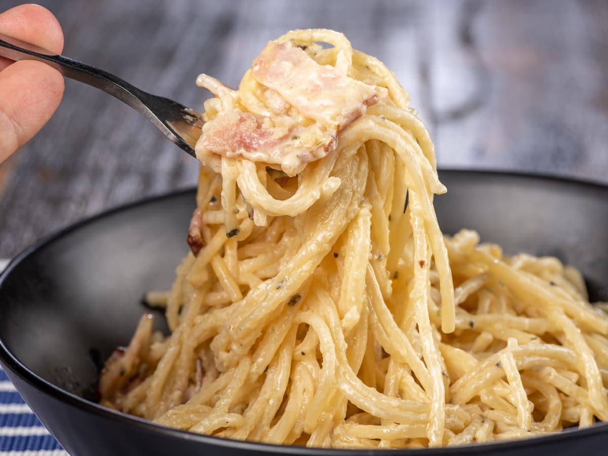 Easy Spaghetti Carbonara - Pantry Recipe