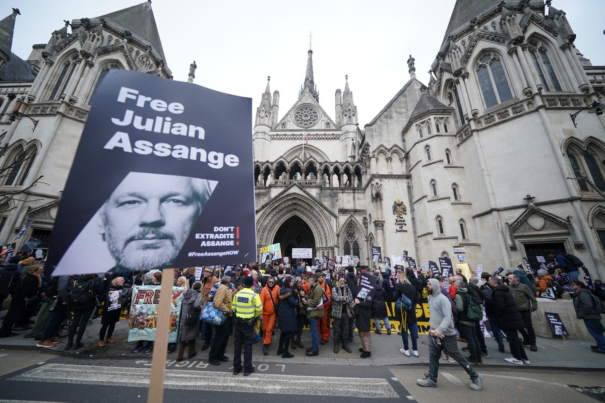 Julian Assange Faces ‘flagrant’ Denial Of Justice If Extradited, High ...