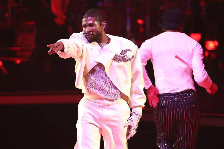 Usher has said the tour will be a "celebration of the past 30 years and a glimpse into the future"