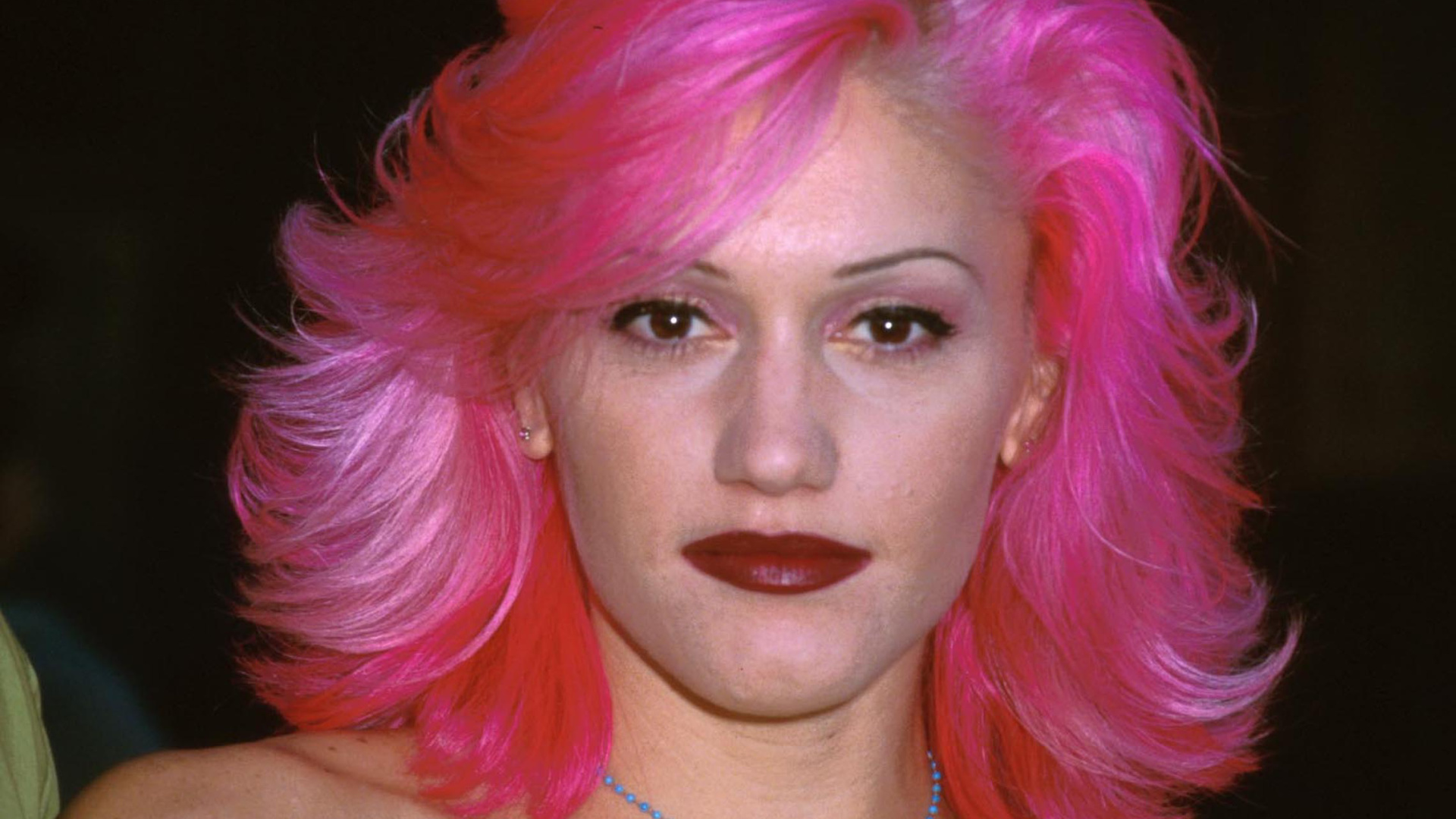 Nostalgia or cringe? Take a look at these 90s celebrity hairdos