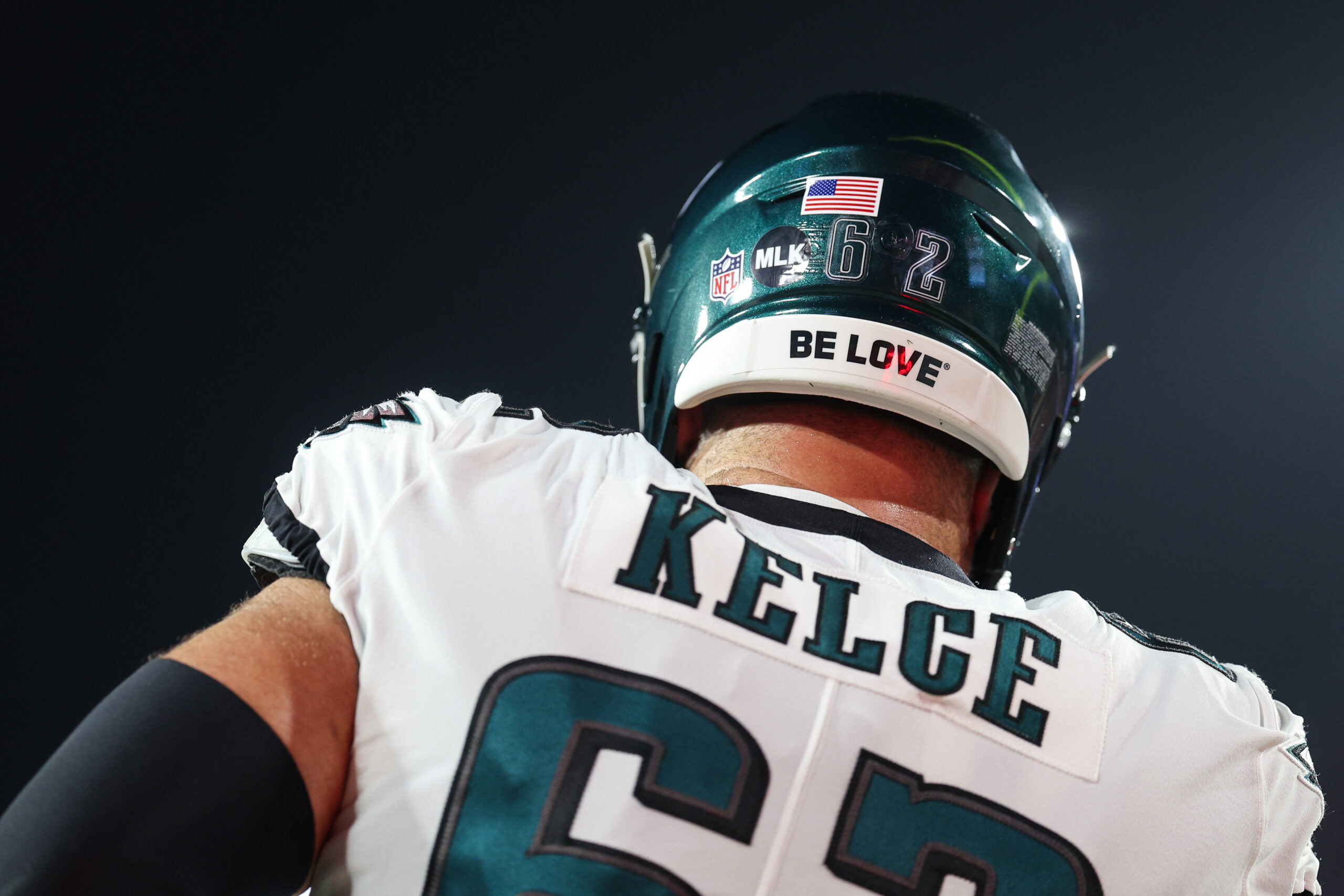 jason kelce, fletcher cox staying with eagles? gm howie roseman says “you never want to see them wearing different colors”