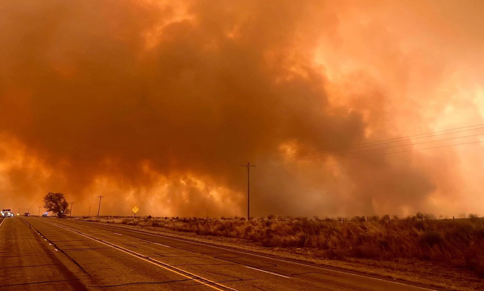Texas Wildfire Scorches More Than 200000 Acres Of Land With More Than 11 Million Under Red 