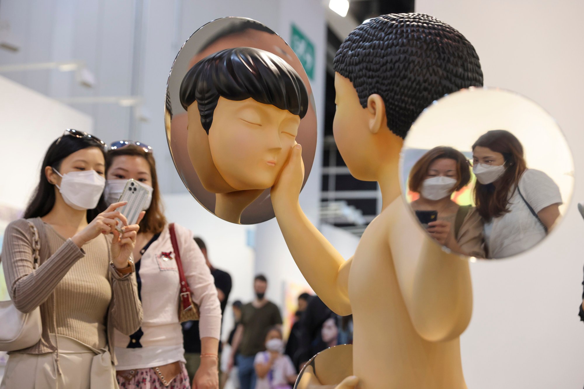 Art Basel Hong Kong 2024 Better Than Ever Promises Director Themes   BB1j1Bpk.img