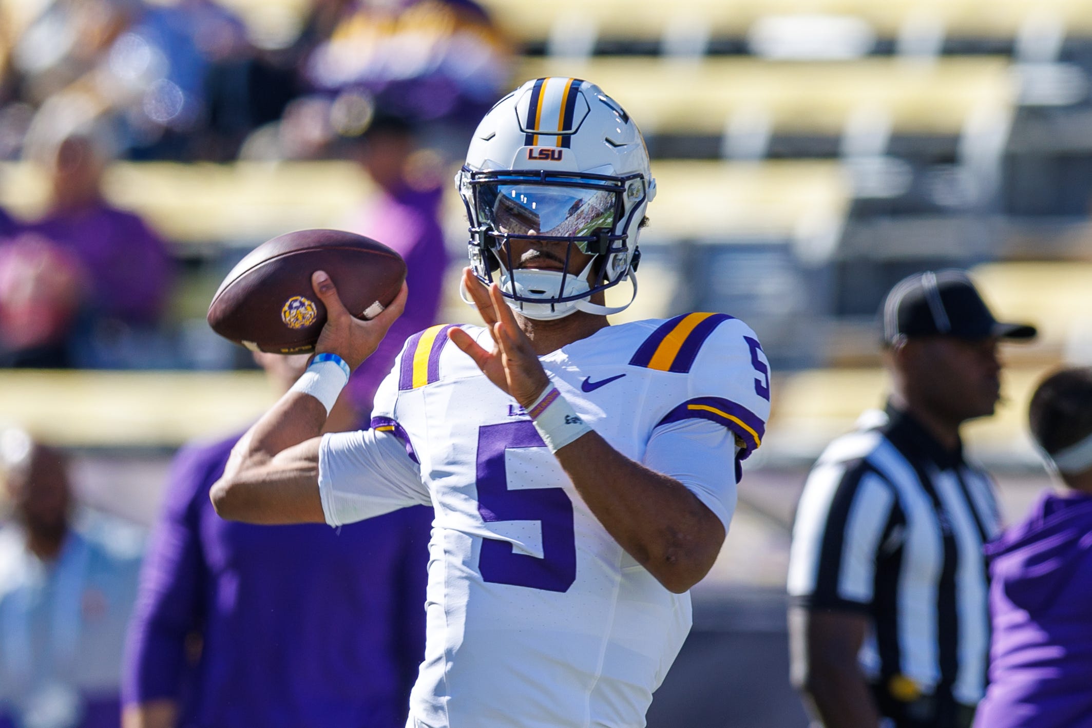 Giants Had Formal Meeting With QB Jayden Daniels