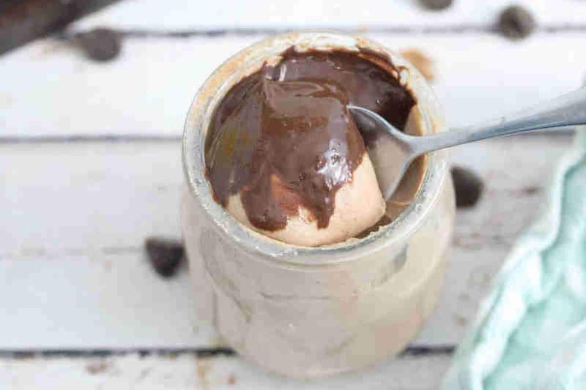 Stop Late-Night Binges With These 10 Clean Eating Snack Ideas