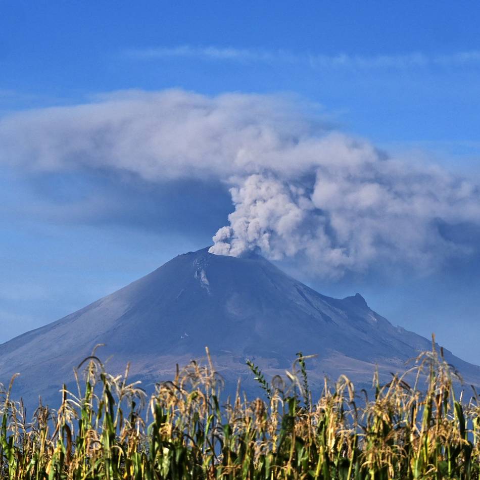 2000 meter hohe aschewolke – viele flüge fallen aus