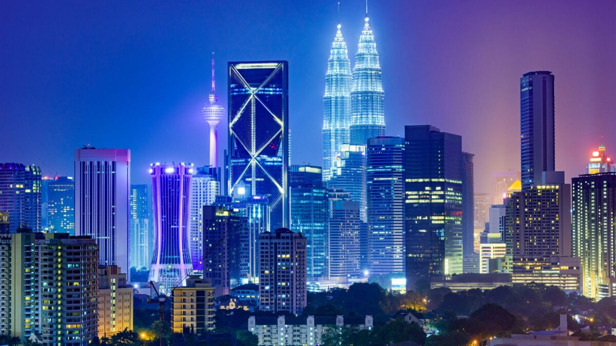 <p>Kuala Lumpur’s skyline is defined by the Petronas Twin Towers, once the tallest buildings in the world. This skyline represents Malaysia’s aspirations and cultural diversity, blending modernity with traditional Islamic art and architecture.</p>