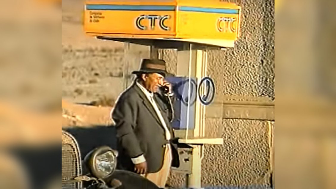 el fin de una era: se acabaron los teléfonos públicos en chile