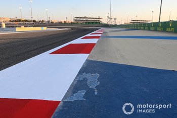 fotos: los detalles de los coches de f1 para el gp de bahrein