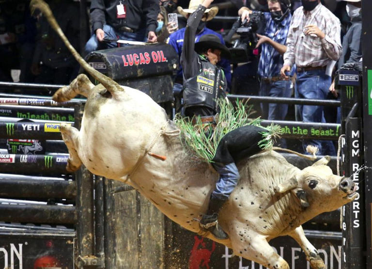 Months After Announcing Retirement, JB Mauney Drops Comeback Updates ...