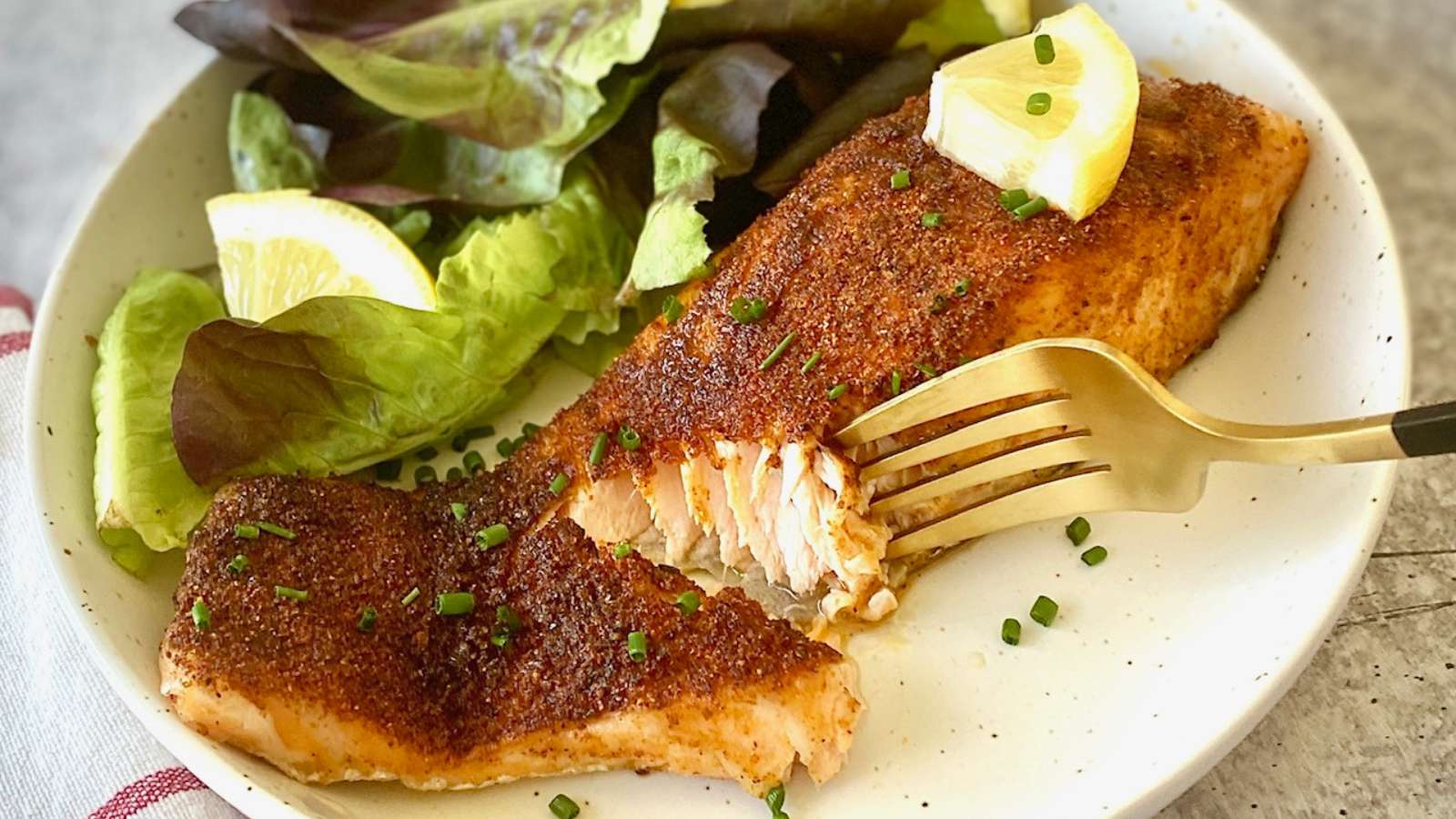 33 Easy And Delicious Salmon Recipes Perfect For This Friday
