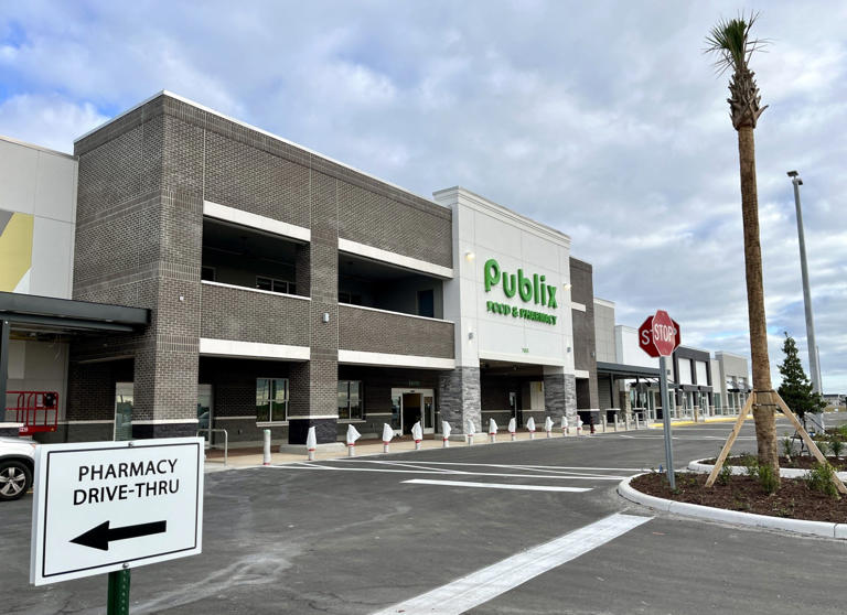 Giant Publix shopping cart spotted driving on Brevard's streets. See it ...