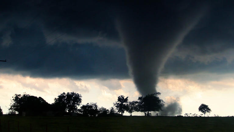 Did Cincinnati have a tornado touch down? The National Weather Service ...