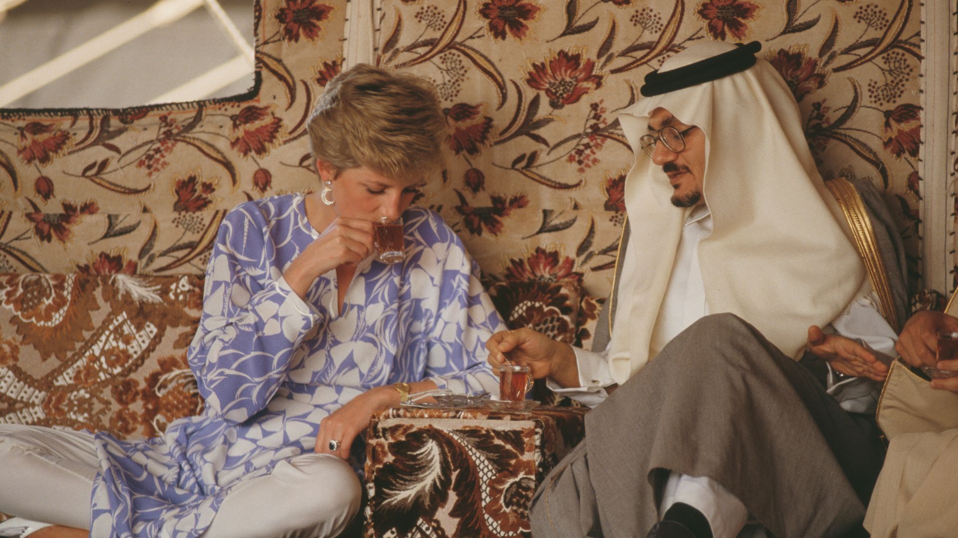 <p>                     Wearing a blue-and-white silk kameez with a white silk salwar designed by Catherine Walker, Diana visited a Bedouin camp in the Thumamah area of Saudi Arabia in 1986. Enthralled by the culture and hospitality of the country the Princess enjoyed a desert picnic as part of the same trip which she took alongside the then-Prince Charles. While the country was much hotter than the princess had been led to believe she styled it out in a selection of stunning outfits and timeless fold jewellery.                    </p>