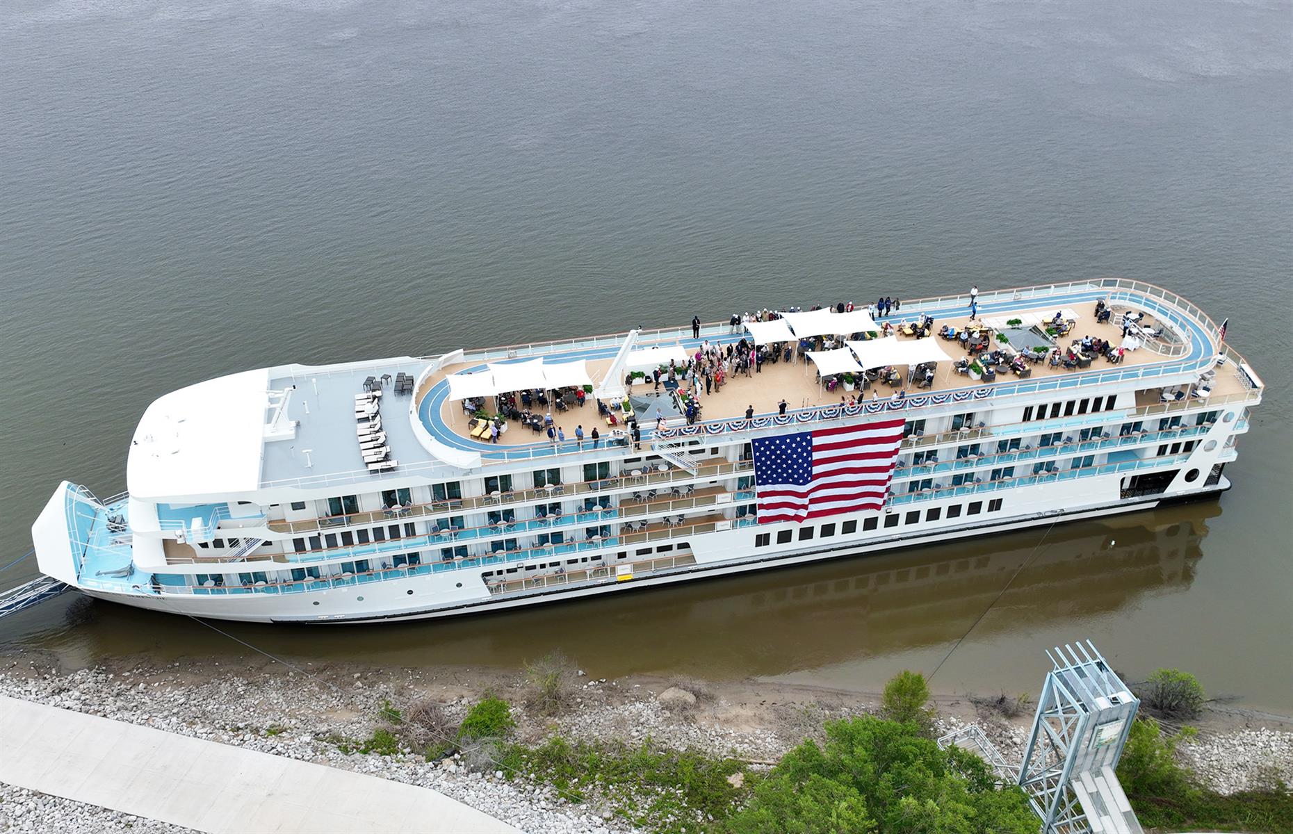 <p>There are some great day trips that give you a hint of life along the Mississippi, but for a deep dive into all things America, a longer sailing will let you sit back and soak up the scenery. American Cruise Lines has a whopping 16-day Great Heartland Cruise that is a roll call of American greatness, starting from $10,490 per person. Start in St Paul, Minnesota, before heading to New Orleans via Tunica, Vicksburg and Natchez, all aboard a traditional paddlewheel riverboat with space for just 150 guests. Huckleberry Finn, eat your heart out. </p>