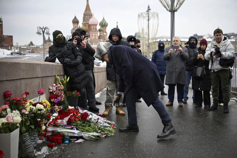 French Ambassador to Russia Pierre L'vy lays flowers at the place where Russian opposition leader Boris Nemtsov was gunned in 2015 (Copyright 2024 The Associated Press. All rights reserved.)