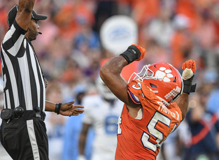 Eagles Meet With Clemson Lb Jeremiah Trotter Jr. During Nfl Combine