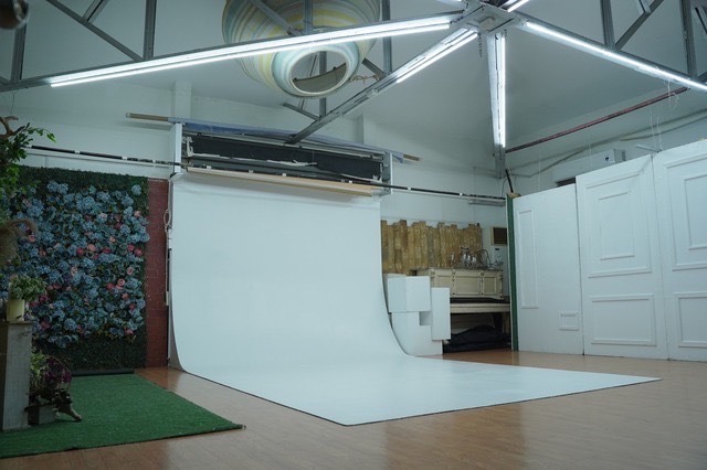 this *celeb-approved* studio in pasig is perfect for your next birthday photoshoot