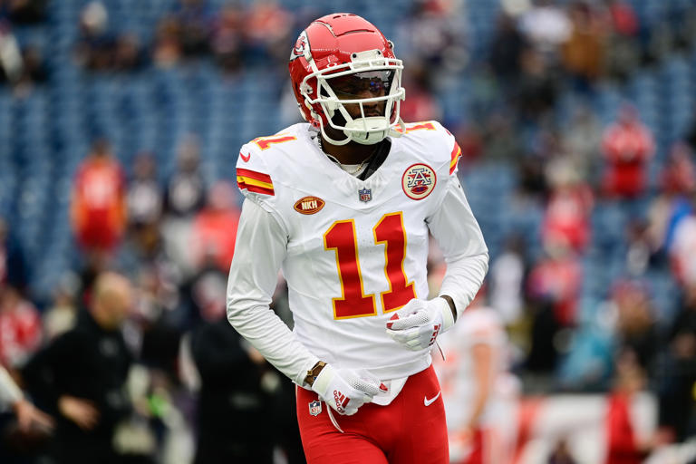 Chiefs cut one of their postseason heroes