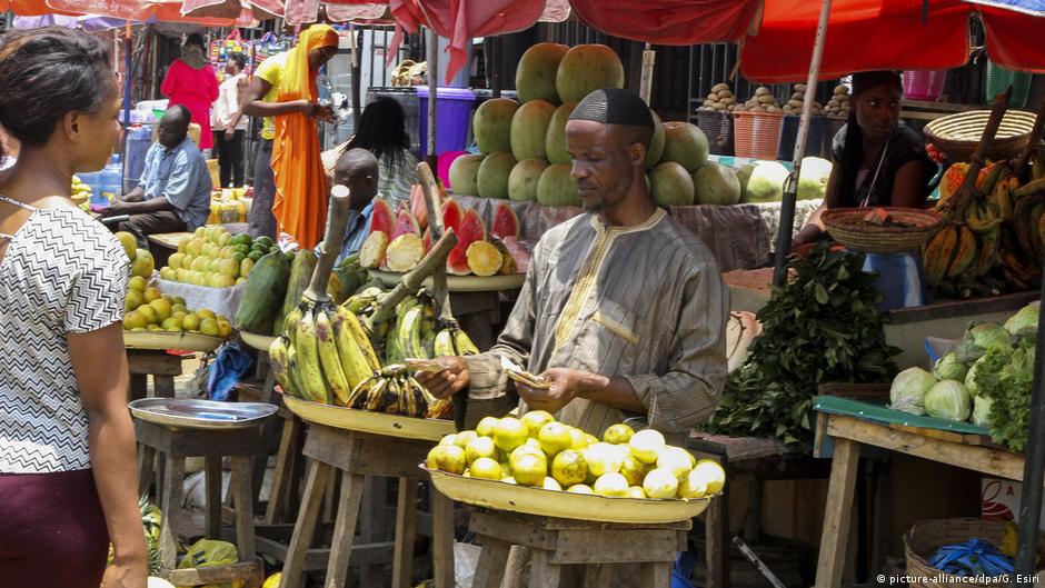 many nigerians struggle to afford food amid record inflation