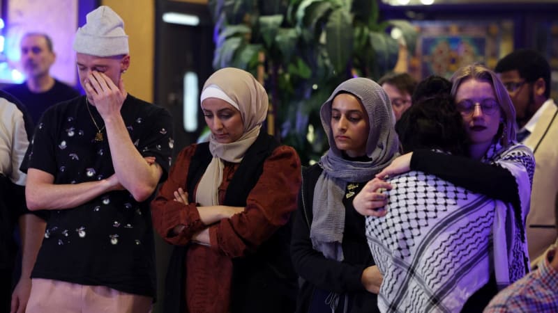 bidenovi láme vaz podpora izraele. pár hlasů muslimů může rozhodnout volby, píše cnn