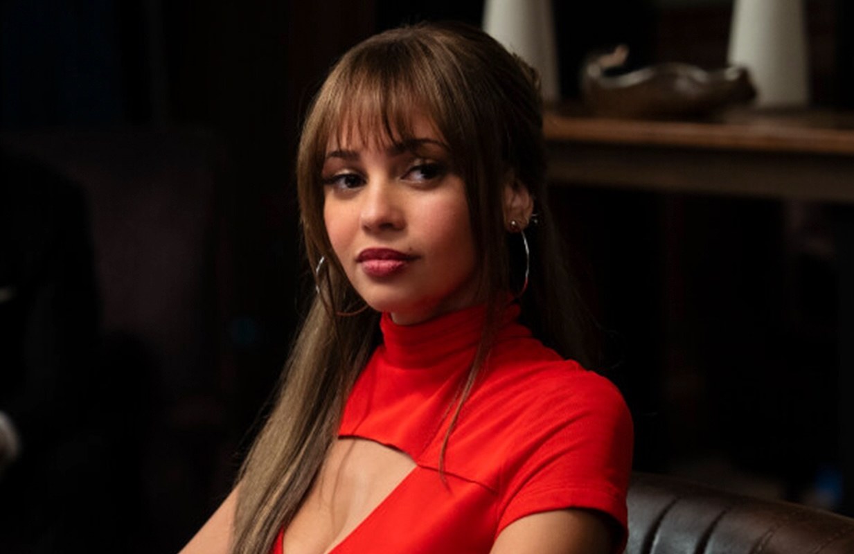 Wild Cards Vanessa Morgan On Returning To The CW And Why Choni Will   BB1j3rpm.img