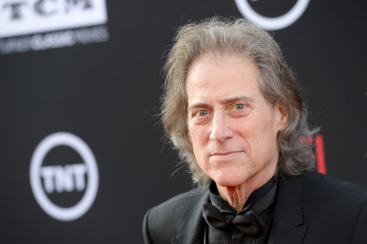 richard lewis, curb your enthusiasm star and stand-up comedian, dies aged 76