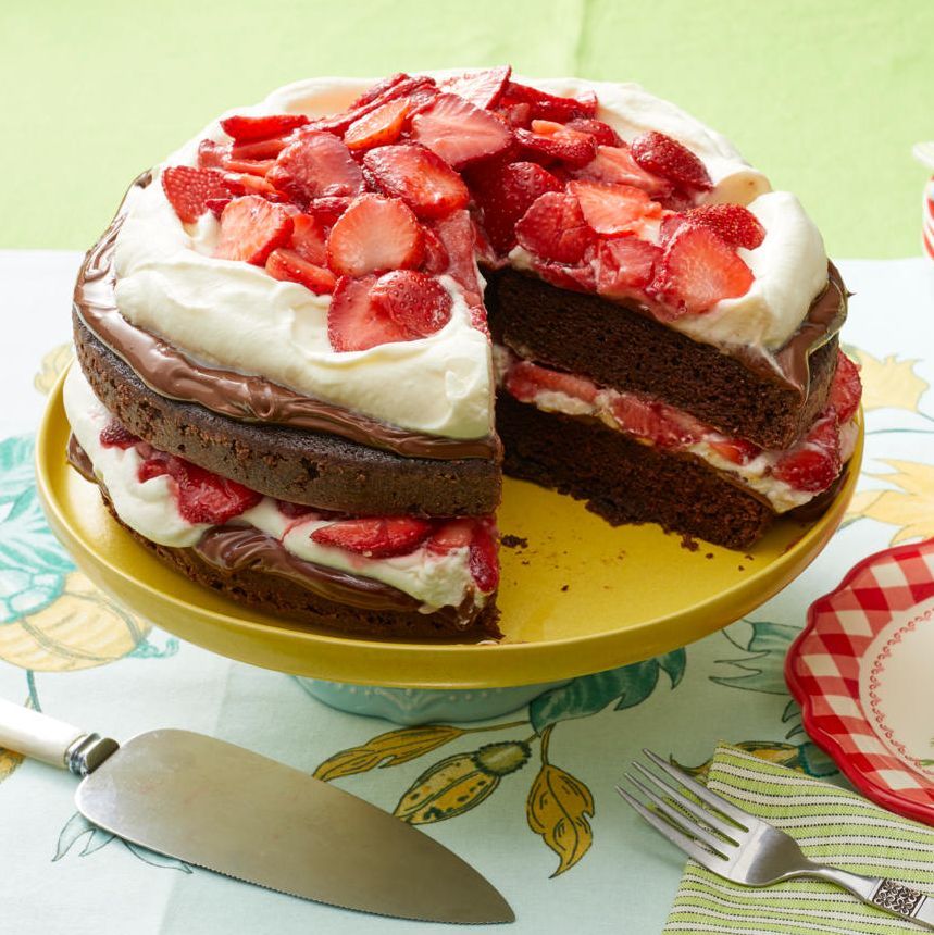 25 Homemade Cakes That Everyone Should Bake At Least Once