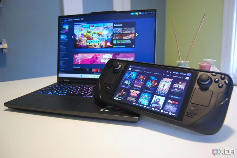 Gaming laptop vs. gaming handheld