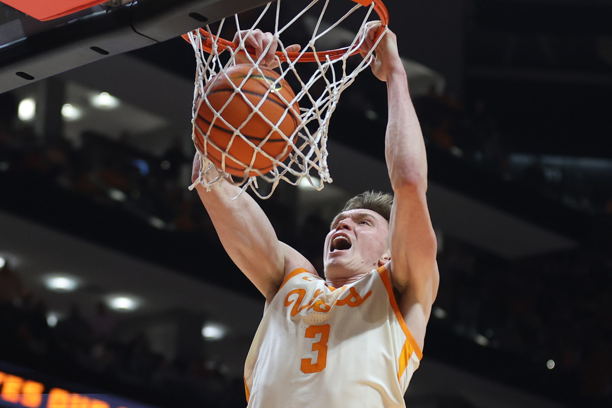 Dalton Knecht Just Had A Performance For The Ages In Tennessee's 92-84 ...