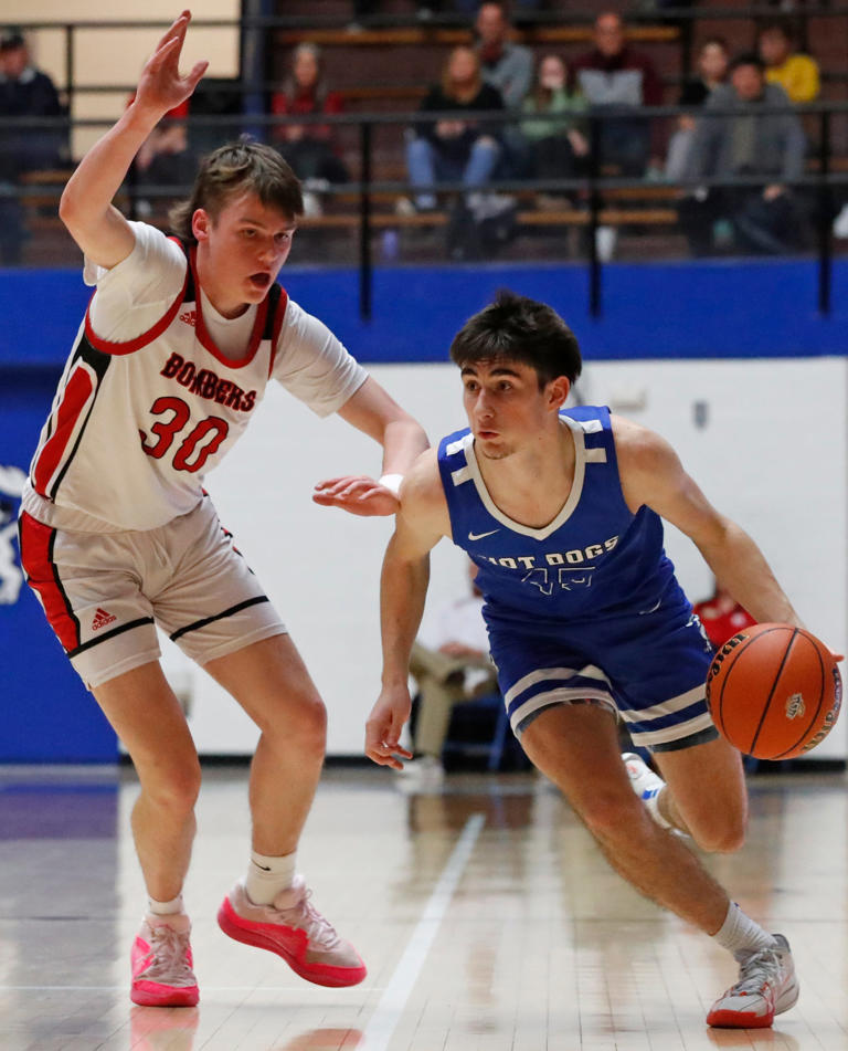 IHSAA boys basketball sectionals West Lafayette, Benton Central battle