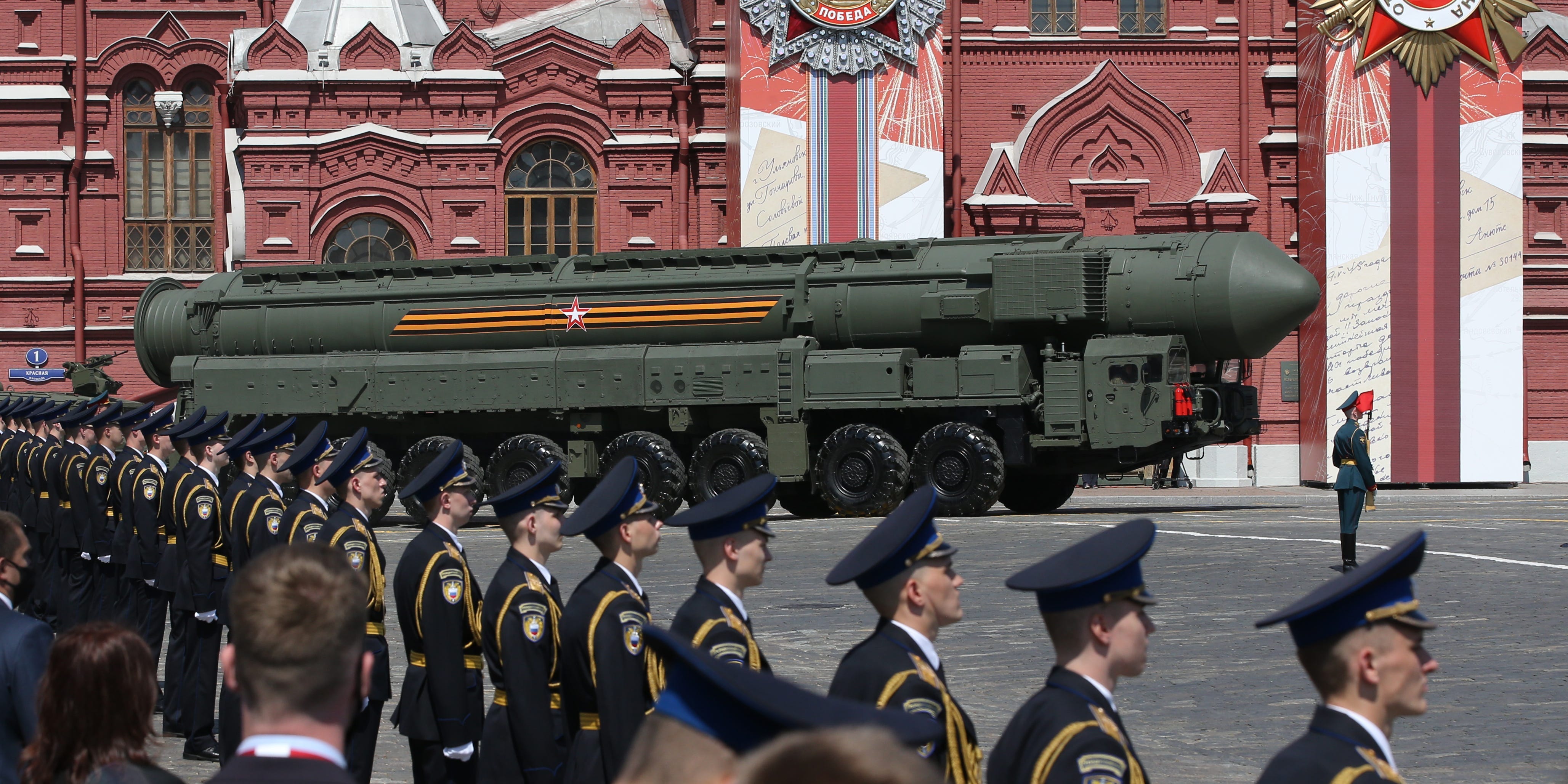 secret military files reveal when russia would consider using nuclear weapons, including the destruction of 20% of its ballistic missile submarines: ft