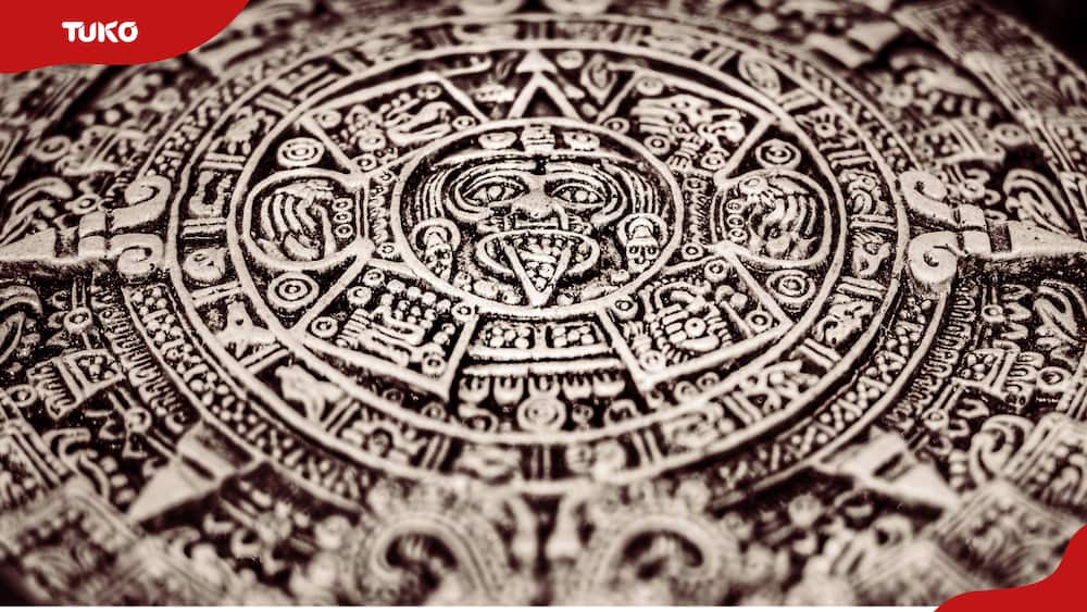 how to, aztec calendar symbols and meanings: how to read the xiuhpohualli