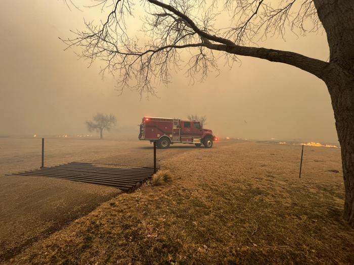 abd'de korkutan yangın: acil durum ilan edildi