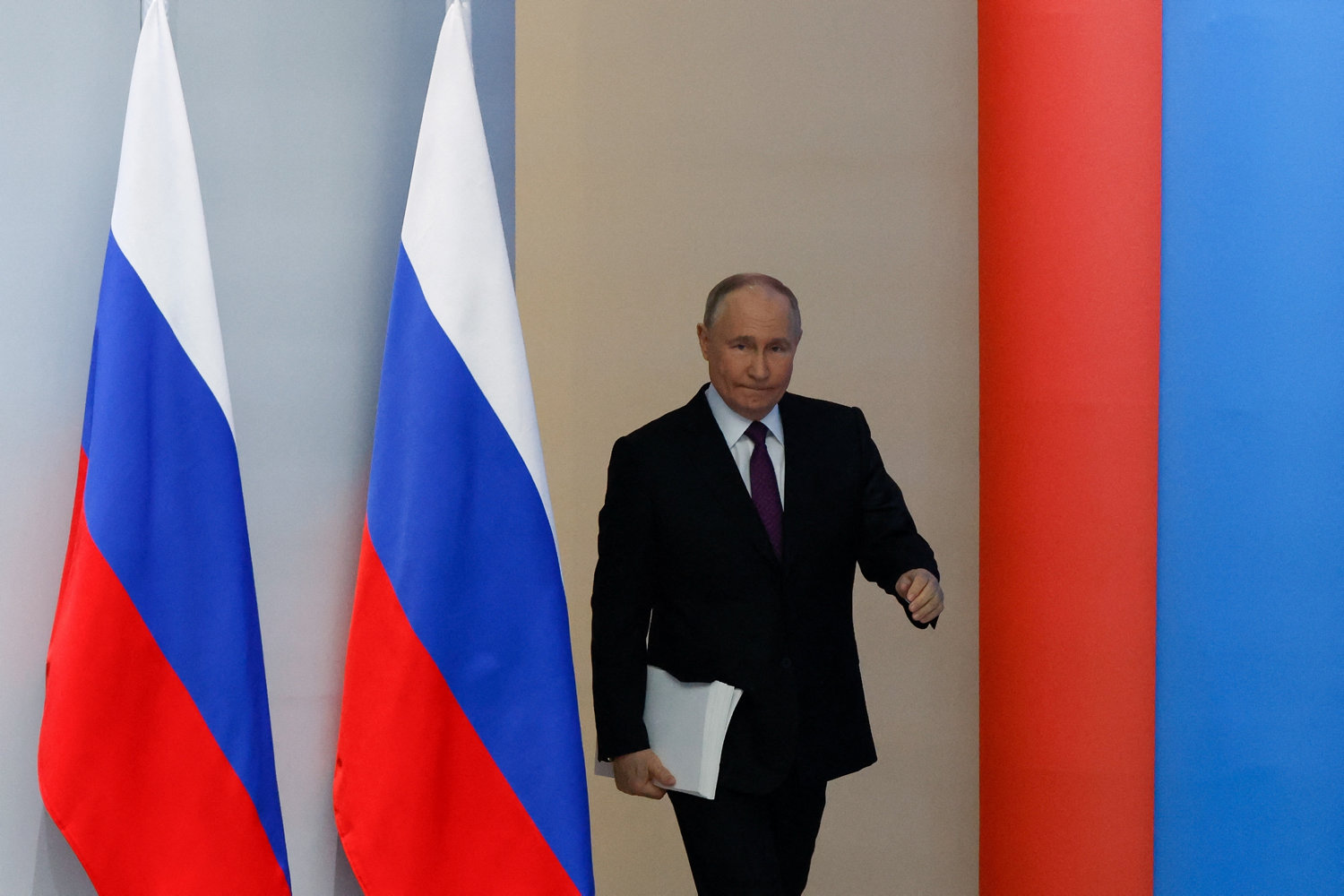putin vil overhale førende økonomier med markant russisk opsving